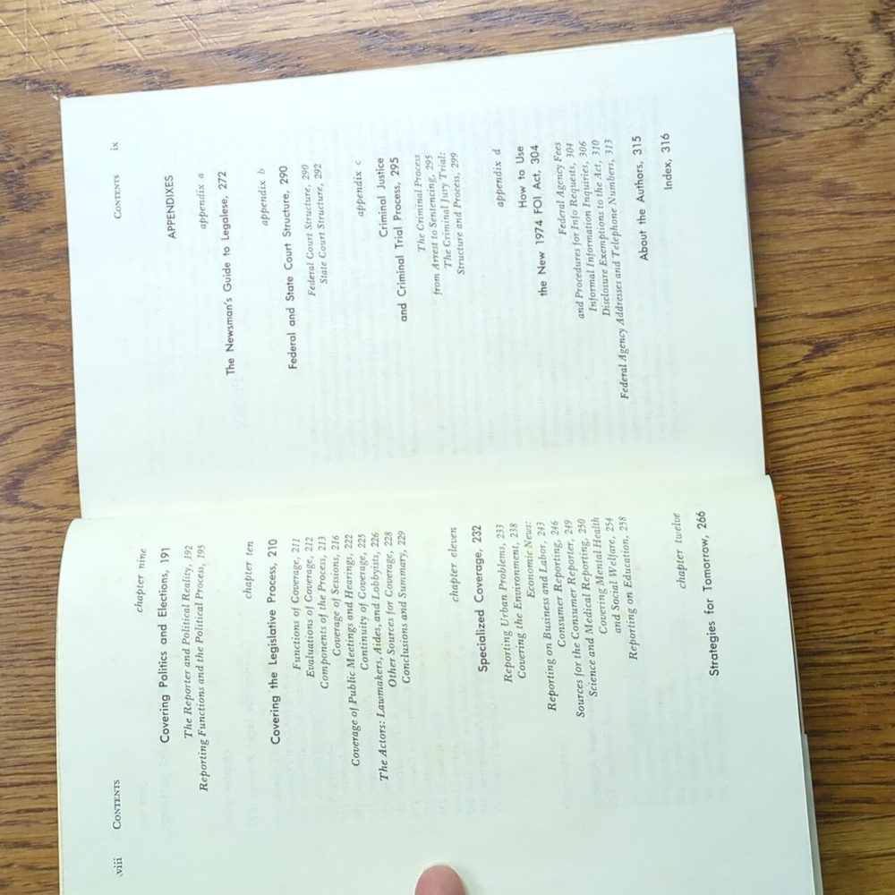 New Strategies For Public Affairs Reporting Hardcover Book Nonfiction Textbook - Picture 9 of 17